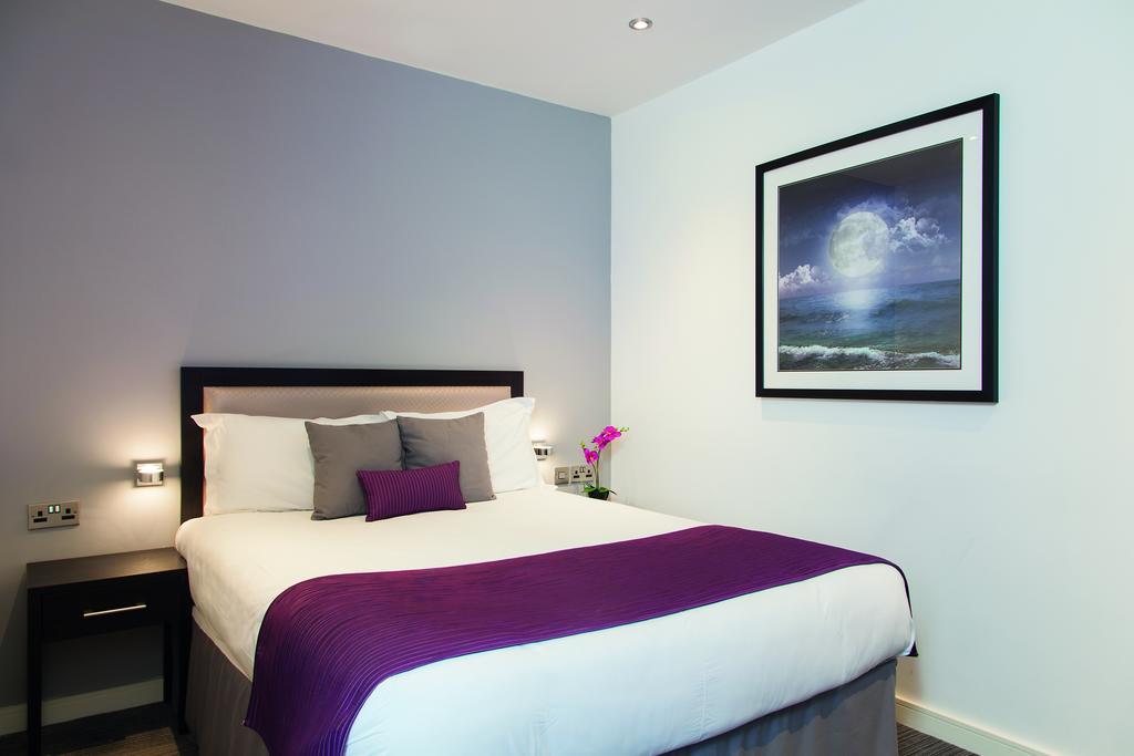 Super-Luxe Studio sleeps 4,682730538:JPEG
